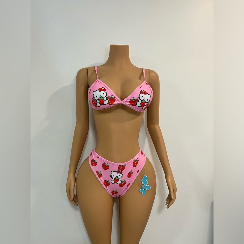 Hello kitty bikini - Picture 3 of 3